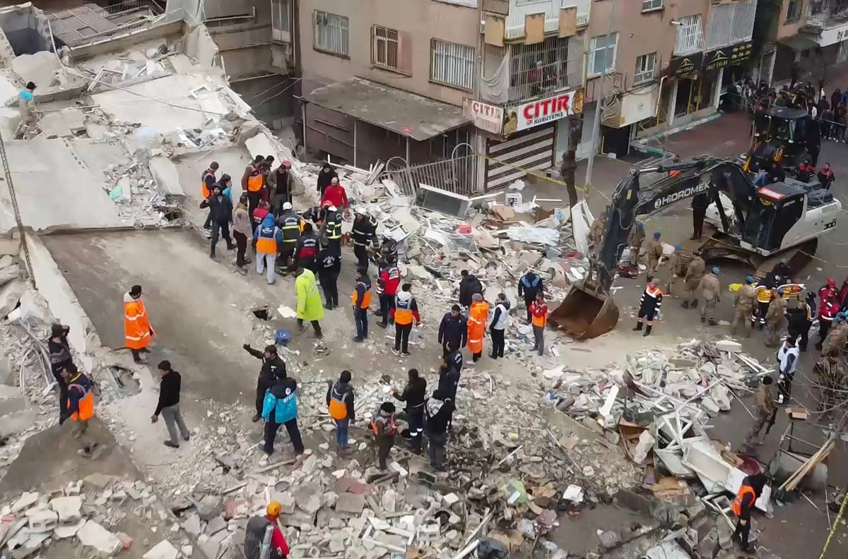 زلزال تركيا يعود من جديد بقوة 5.5 ريختر